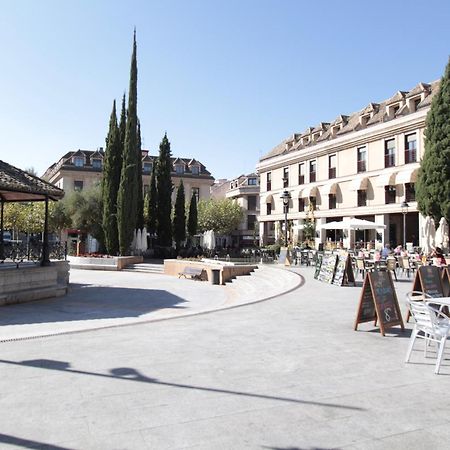 Apartamento Plaza Espana Las Rozas エクステリア 写真